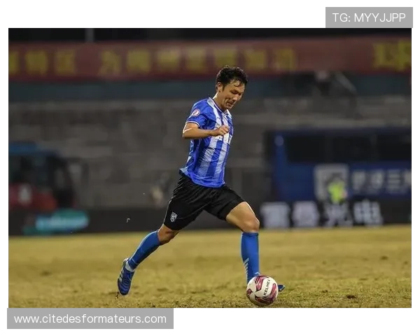 邓卓翔强调球队目标未达成 保级任务仍需全力以赴