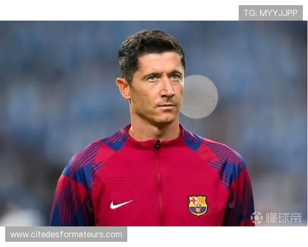 莱万恢复训练状态良好有望伤愈复出助阵巴萨对阵埃尔切重返赛场